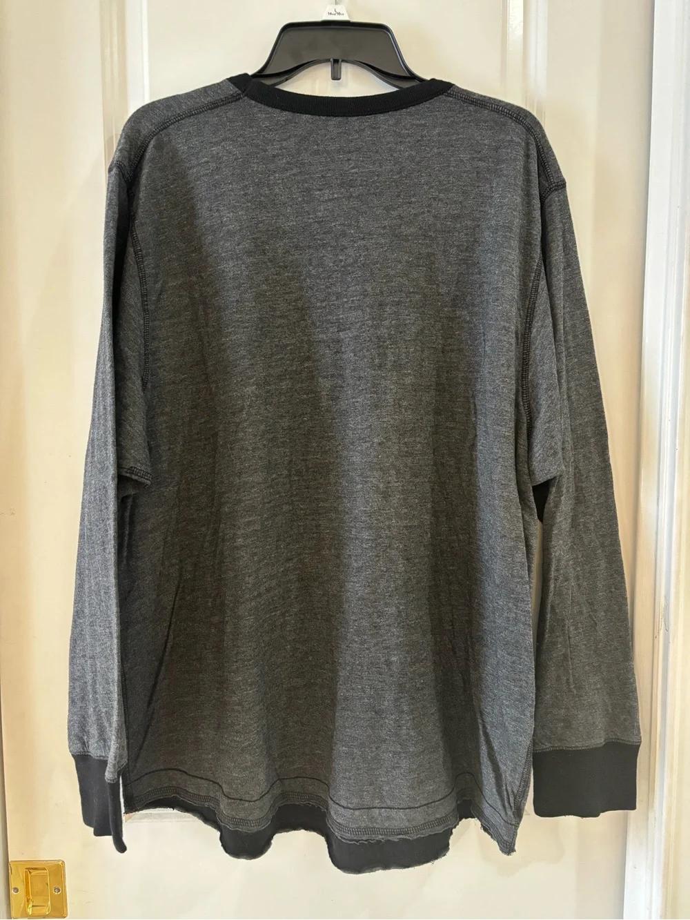 Retro Brand Men's Charcoal Gray Crewneck with LA Kings Shield